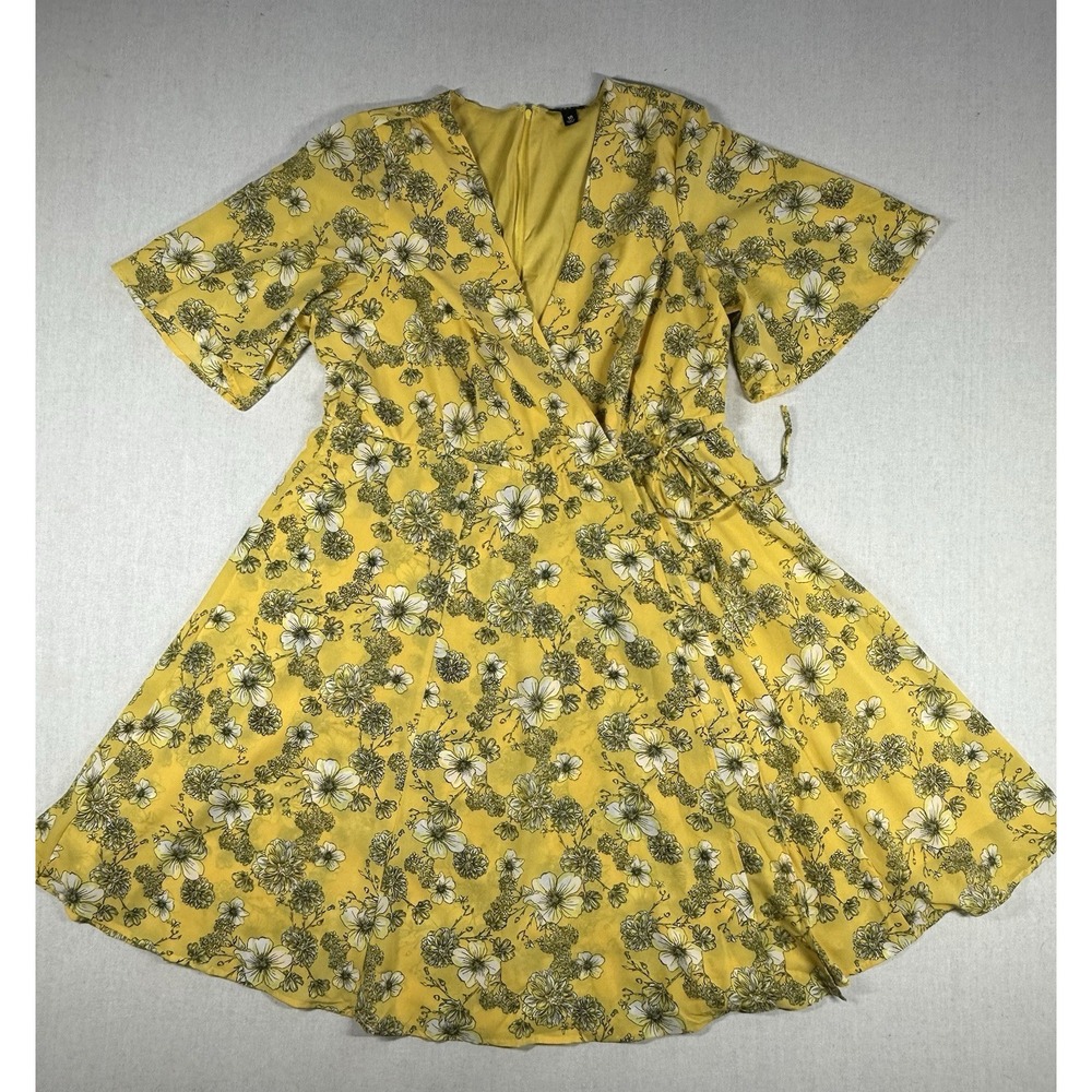 Torrid Dress Women Sz 10 Yellow Floral Wrap Midi V Neck Short Sleeve Summer Boho